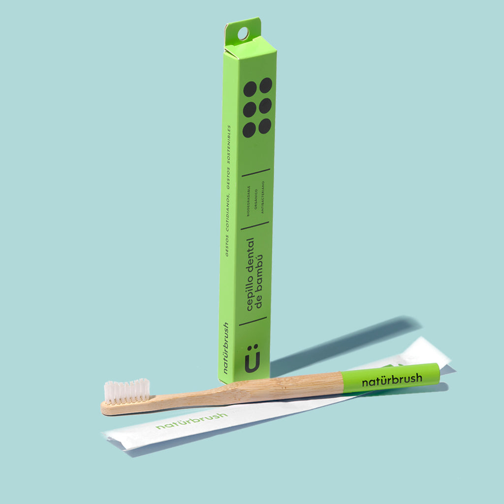 cepillo dental bambú natürbrush adulto. Color Verde
